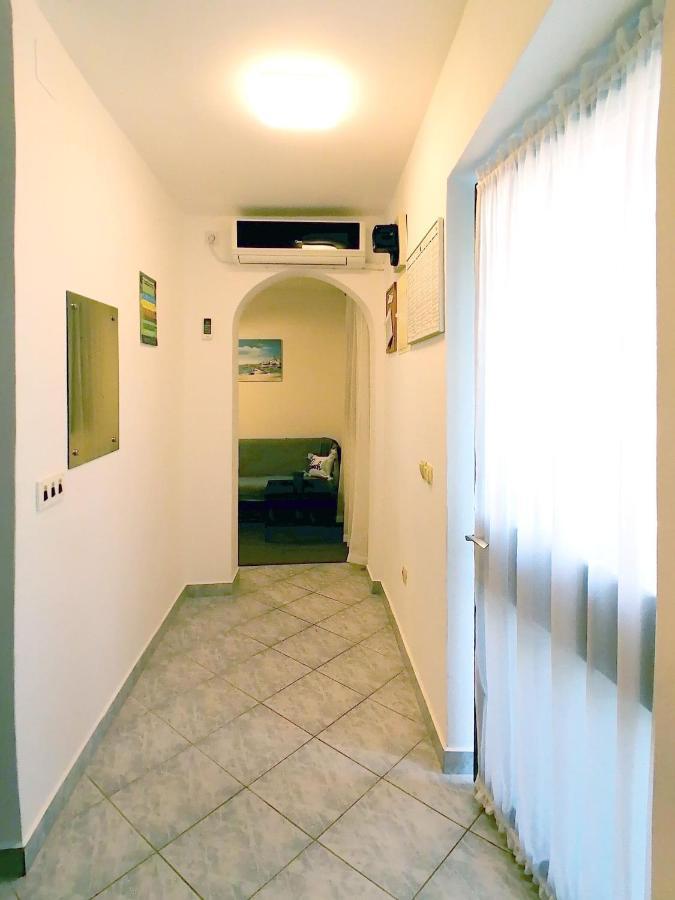 קרק Apartments Miha מראה חיצוני תמונה