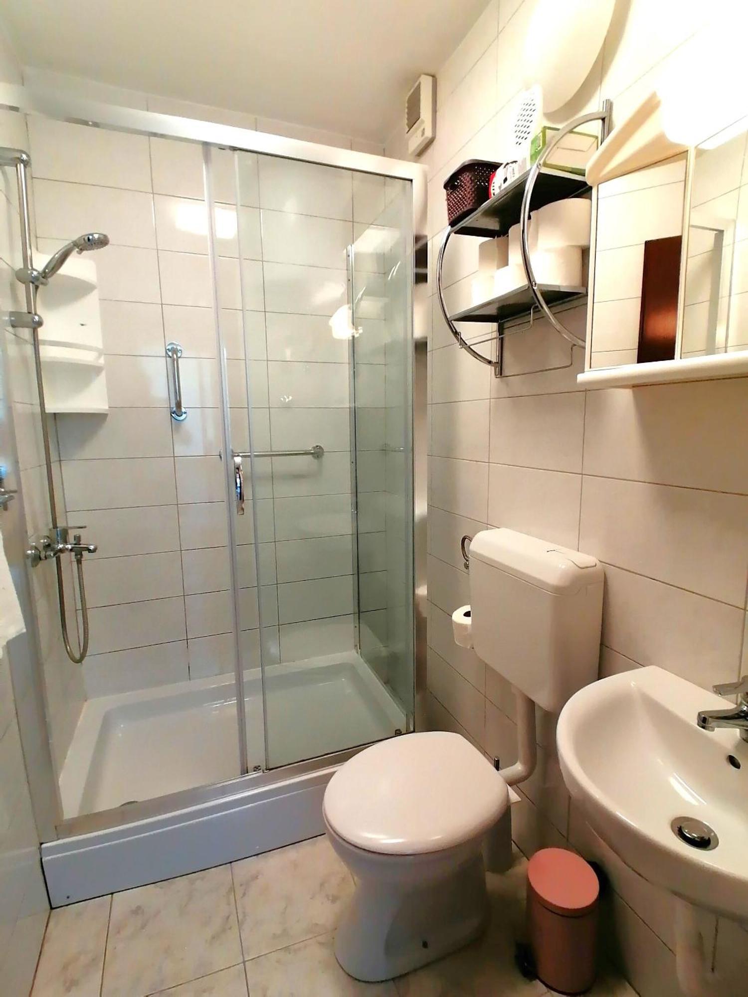 קרק Apartments Miha מראה חיצוני תמונה